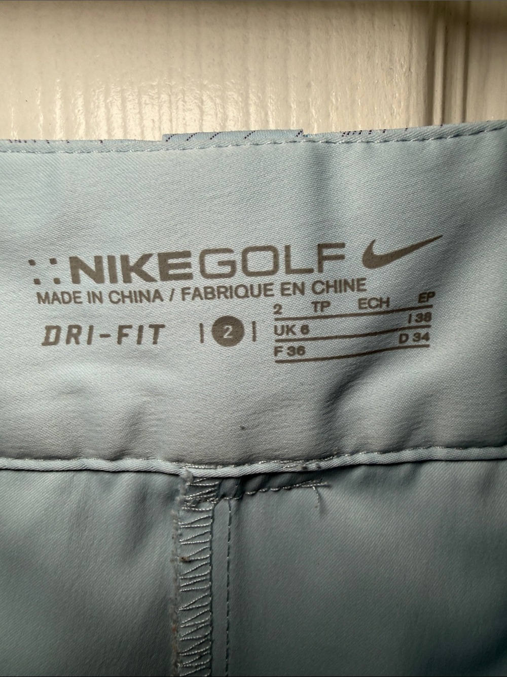 Nike Golf Club Women's Dri-FIT Plaid Blue Purple Skort Size 2 - Picture 4 of 10